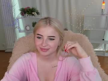 girl Free Nude Cams with nika_queen__