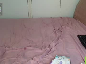 girl Free Nude Cams with carolin_jones