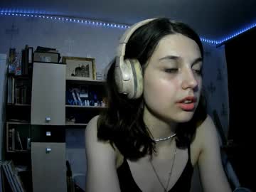 girl Free Nude Cams with alodieherlan