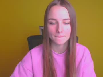 girl Free Nude Cams with milly_liss