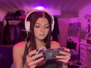 girl Free Nude Cams with ultravioletts