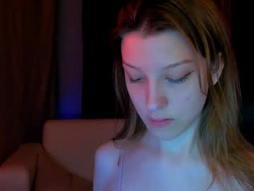 couple Free Nude Cams with evelina_meow