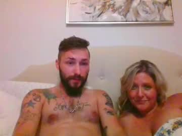 couple Free Nude Cams with princessandaddy23