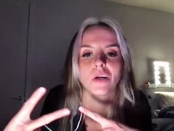 girl Free Nude Cams with chandraxo