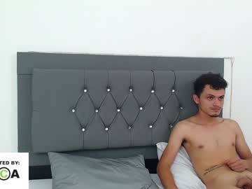 couple Free Nude Cams with alpha_and_omegaxx