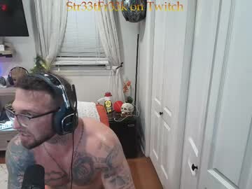 couple Free Nude Cams with mrstr33tfr33k