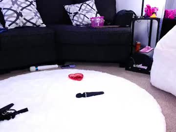 couple Free Nude Cams with 420hotandbothered